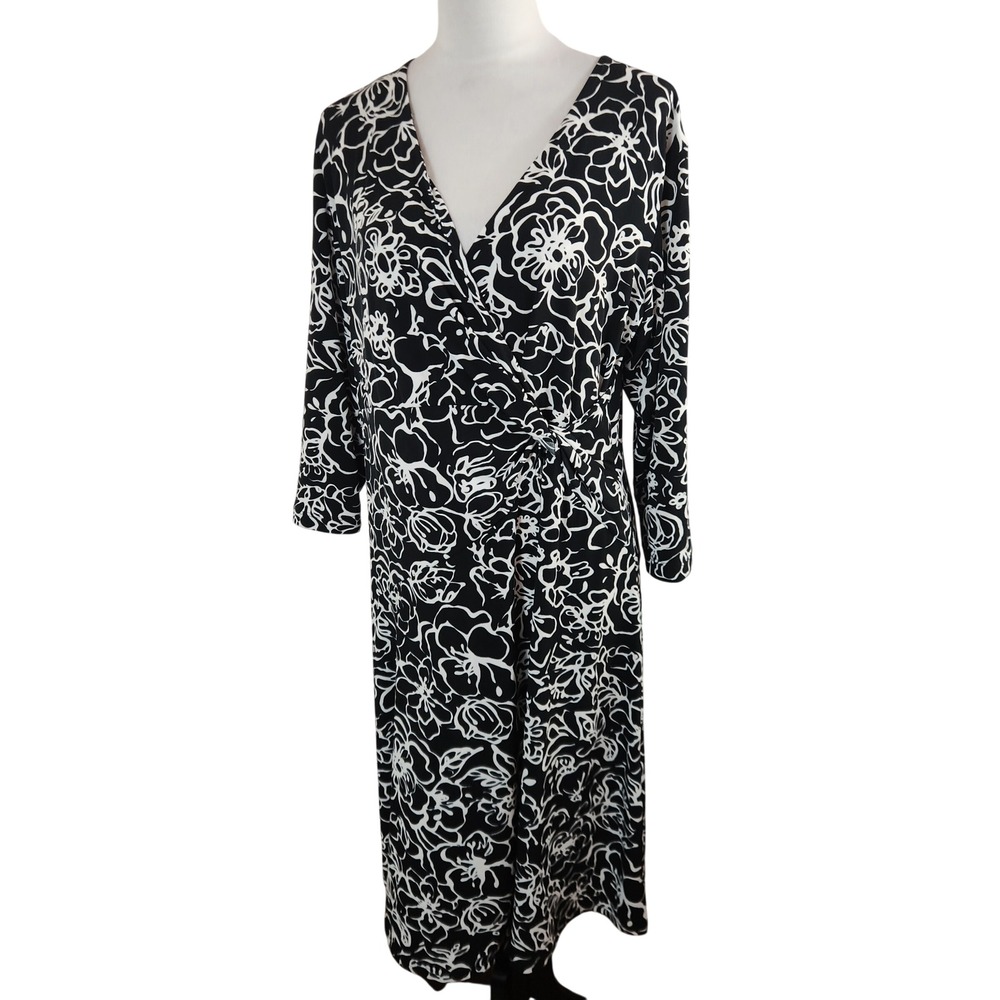 Chico's Black White Floral Faux Wrap Dress Sz 2 Large V-Neck 3/4 Sleeve Stretch